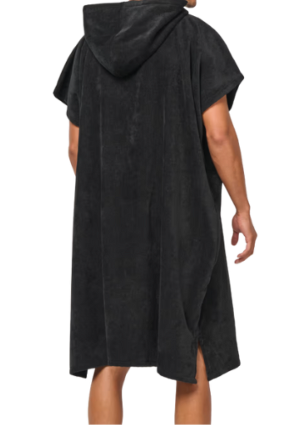 Poncho noir unisexe en coton biologique, doux et absorbant, idéal pour le surfwear et la plage, produit éco-responsable disponible dans notre surfshop en France