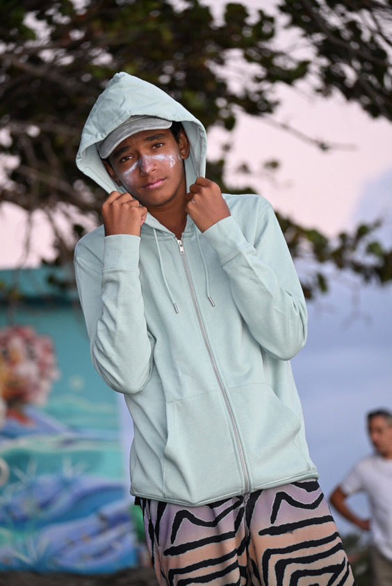 sweat capuche  organic hono Surf porté par champion de surf