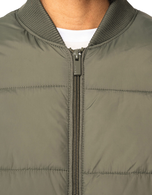 Détail  col doudoune HONO SURF  kaki – marque française de surfwear éco responsable.
