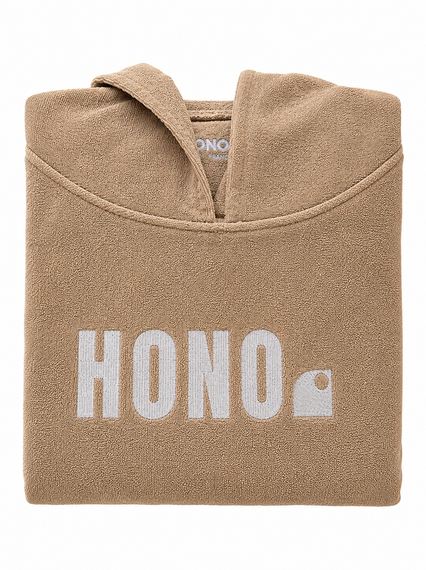 Poncho de surf HONO camel en tissu éponge bio avec logo brodé blanc