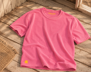 T-shirt surf éponge femme rose HONO Surf en coton bio avec logo brodé, marque de surf française éco-responsable