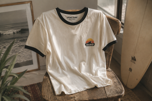 T-shirt surf emme vintage bi-colore ivoire et noir used HONO Surf en coton bio, marque de surf française éco-responsable