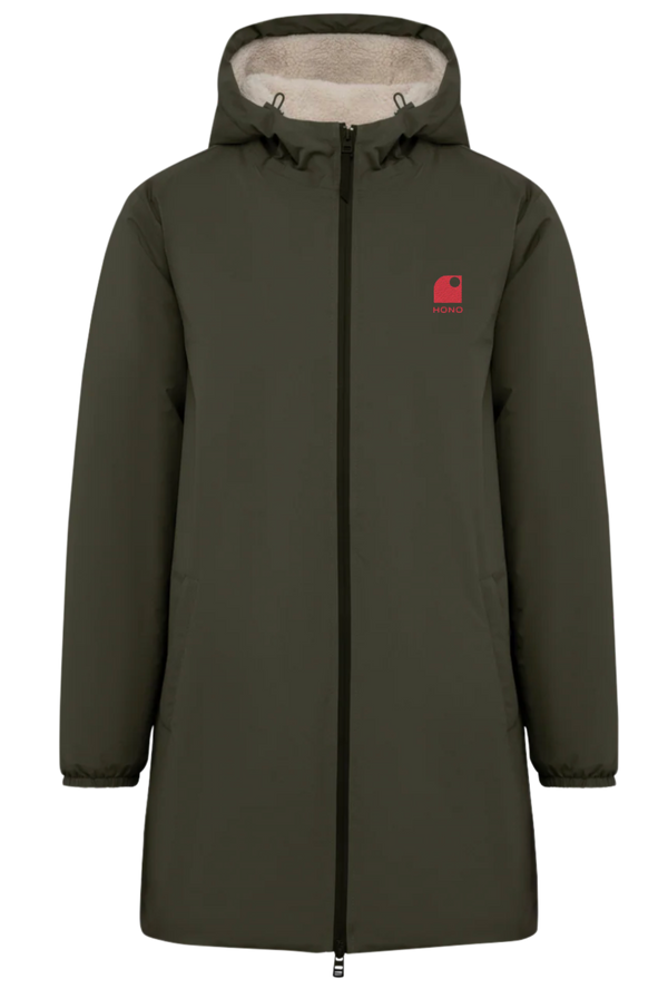Veste imperméable doublée sherpa HONO Surf, surfwear éco-responsable en France. Surfwear chaud et confortable disponible sur notre surfshop – surfwear France.