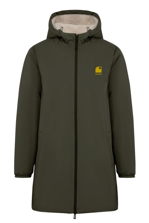 Veste imperméable doublée sherpa HONO Surf, surfwear éco-responsable en France. Surfwear chaud et confortable disponible sur notre surfshop – surfwear France.